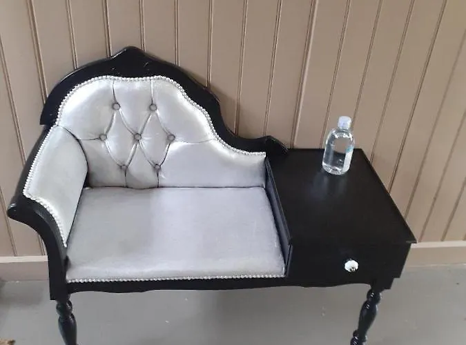 Chez Martine Homestay Hanc